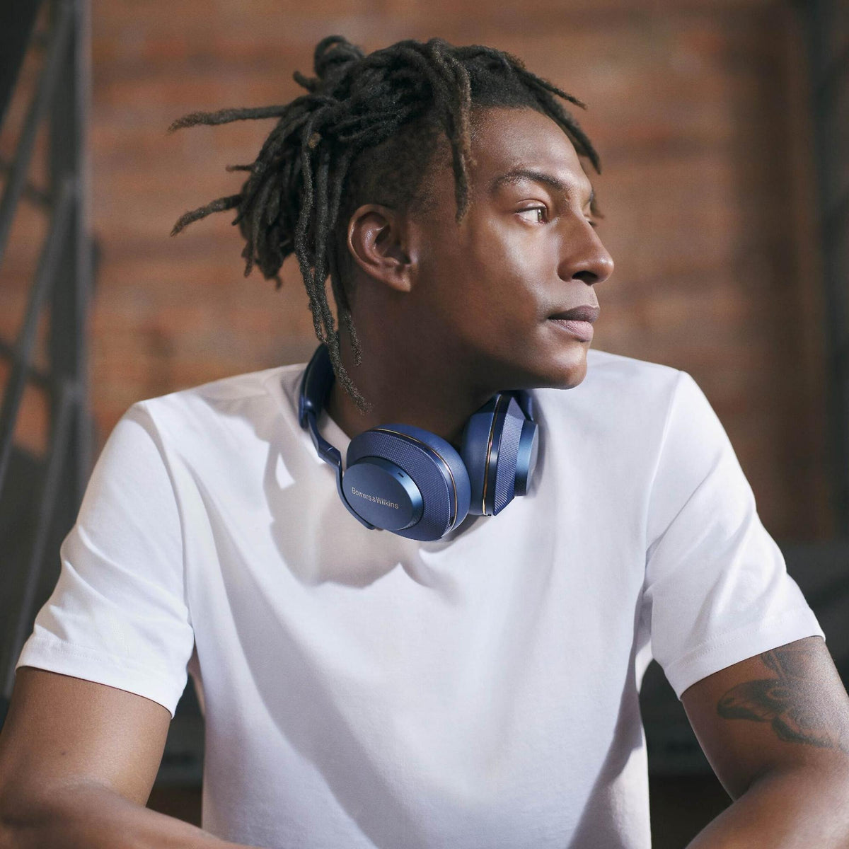Bowers & Wilkins PX7 S2 - Wireless Headphones - Blue - Auratech LLC #color_blue